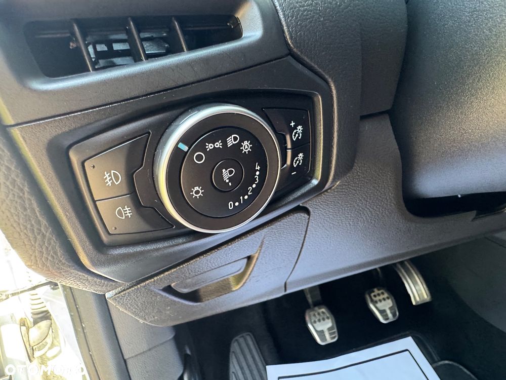 Ford Focus 1.5 EcoBoost STart-Stopp-System TITANIUM - 34