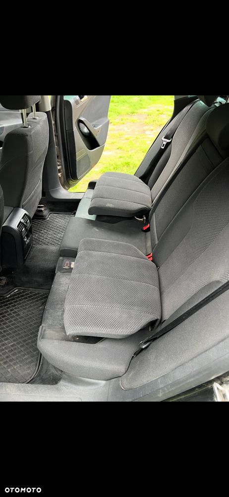 Volkswagen Passat 1.9 TDI Comfortline - 7