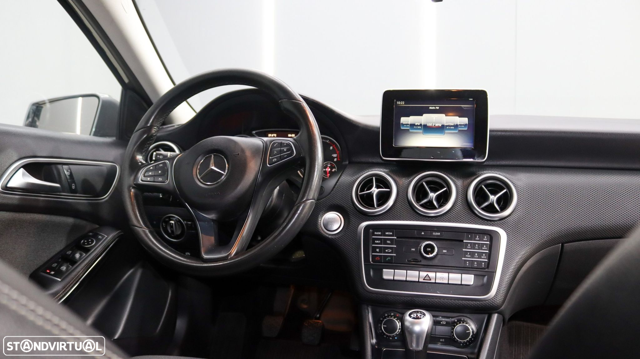 Mercedes-Benz A 180 d Urban - 10