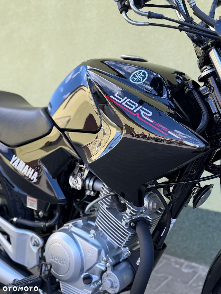 Yamaha YB - 4