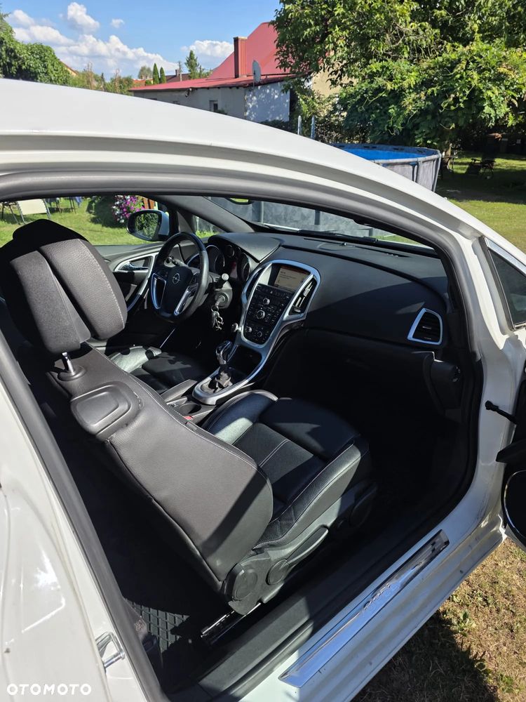 Opel Astra - 17