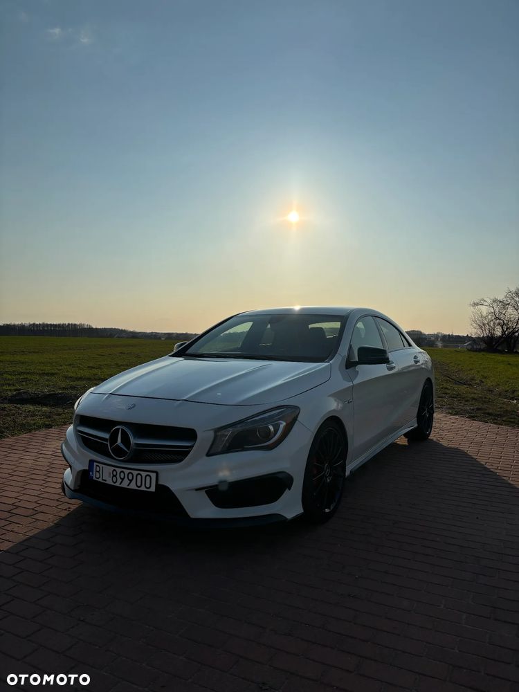 Mercedes-Benz CLA 45 AMG 4Matic 7G-DCT - 14