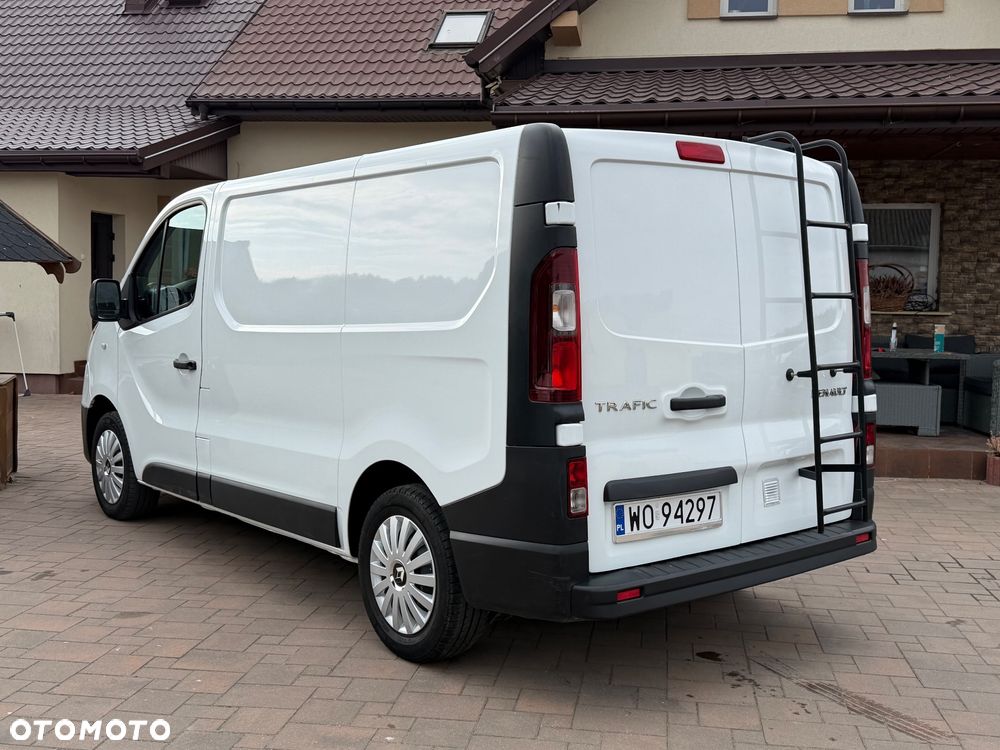 Renault Trafic - 12