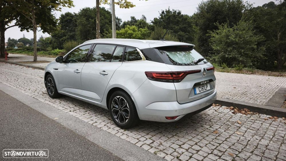 Renault Mégane Sport Tourer 1.5 Blue dCi Business — fotografia 30