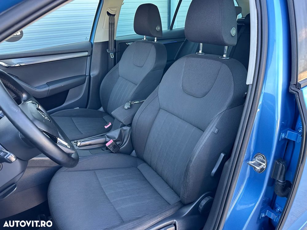 Skoda Octavia 2.0 TDI DSG Style - 7