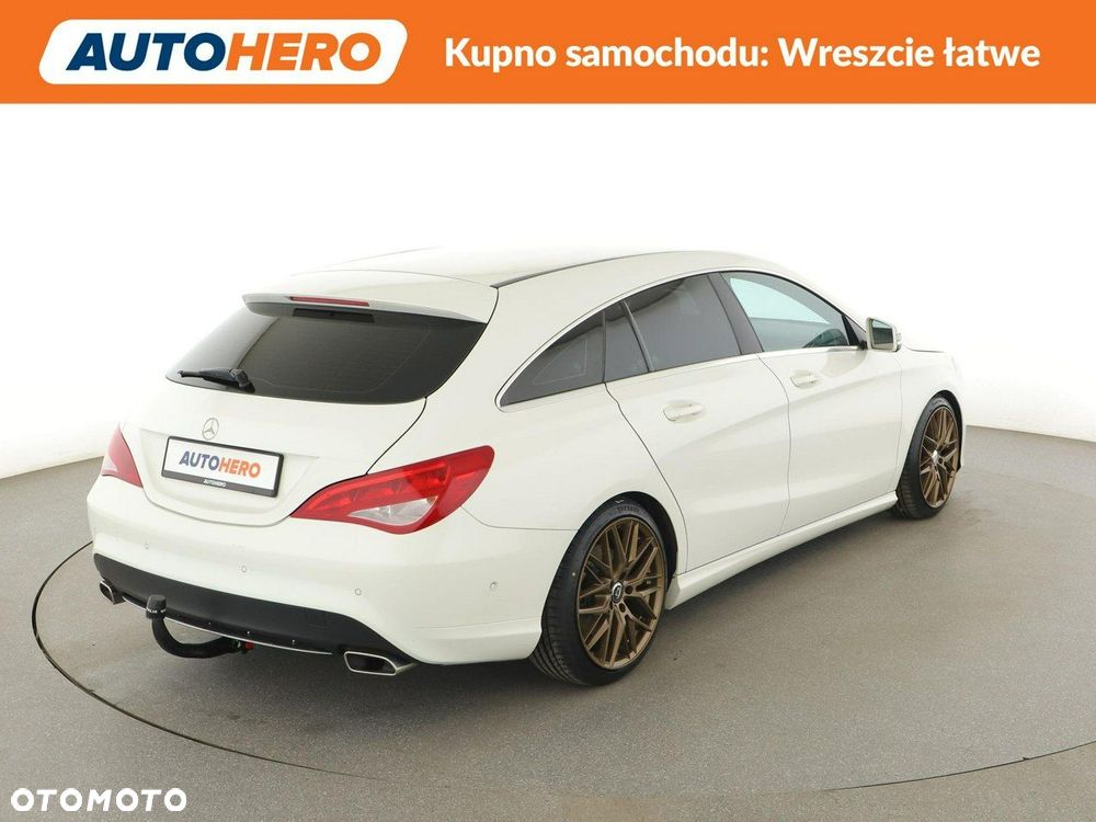 Mercedes-Benz CLA 180 Urban - 8