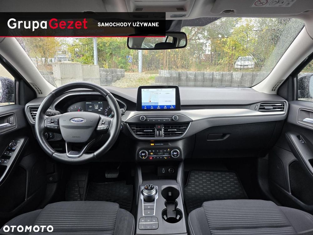 Ford Focus - 8