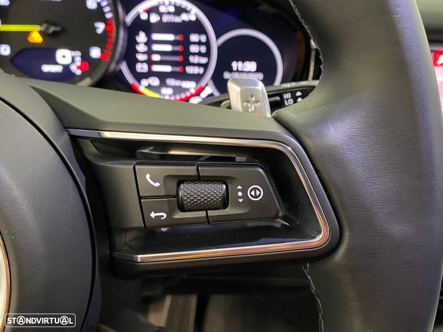 Porsche Panamera 4 E-Hybrid Platinum Edition - 22