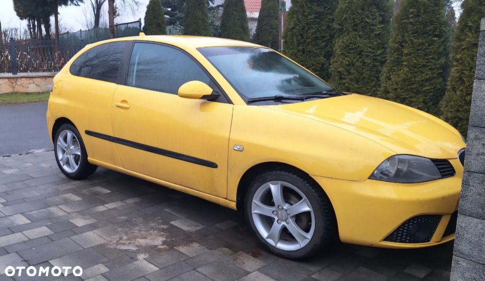 Seat Ibiza SC 1.4 16V Sport - 3