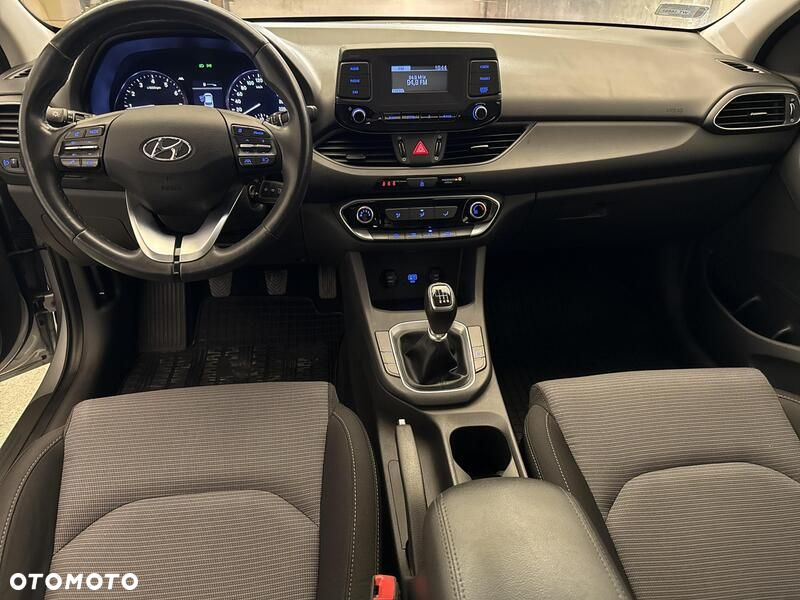 Hyundai i30 1.5 DPI Modern - 21