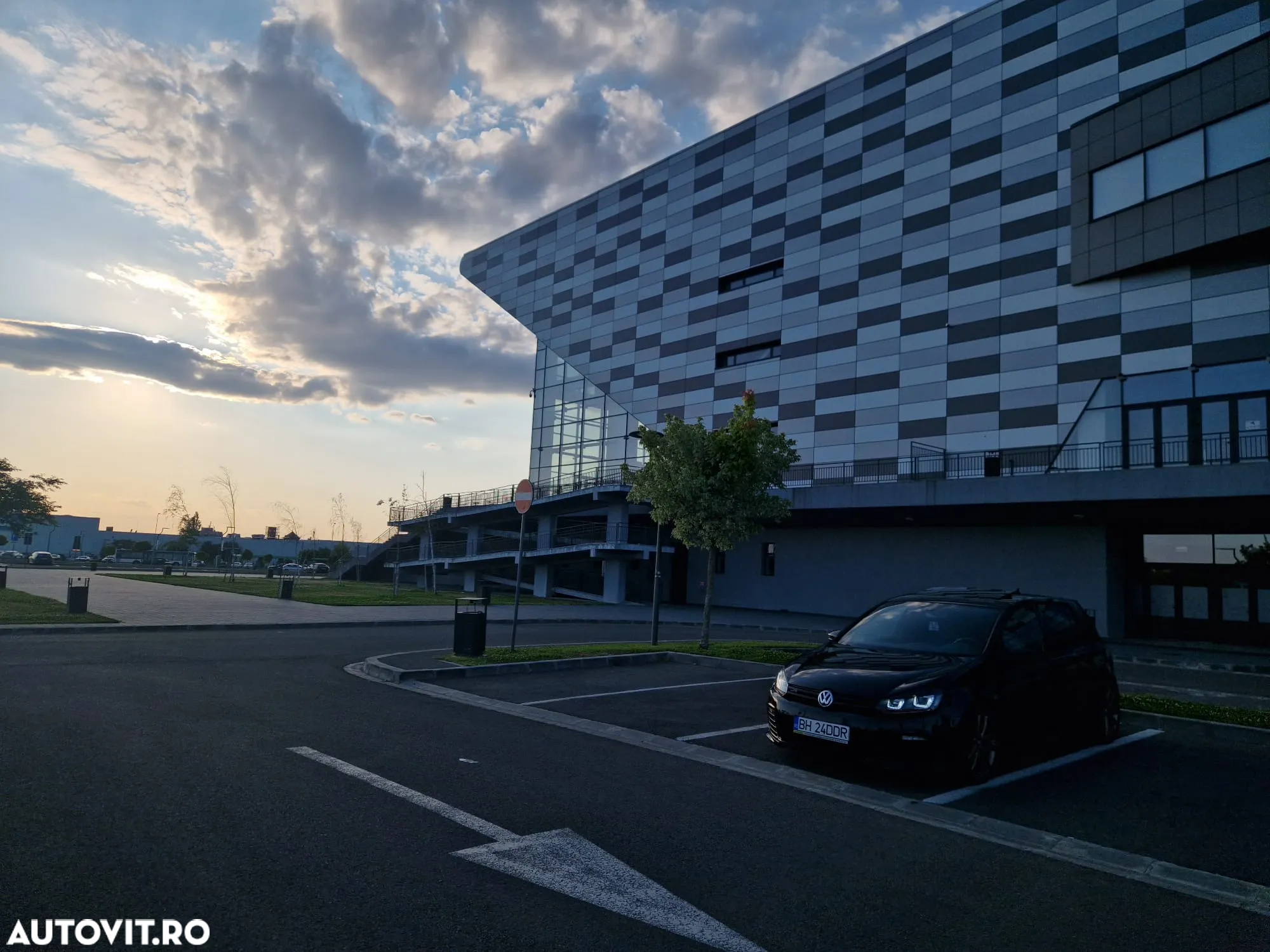 Volkswagen Golf 2.0 TSI GTI DSG - 11
