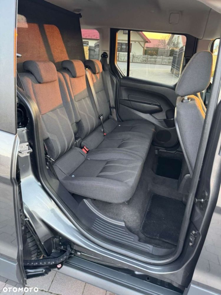 Ford Tourneo Connect - 25
