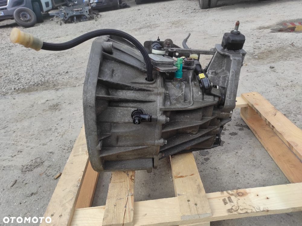 RENAULT  2.0 DCI MANUALNA SKRZYNIA BIEGÓW PK4005 PK4 005 - 1