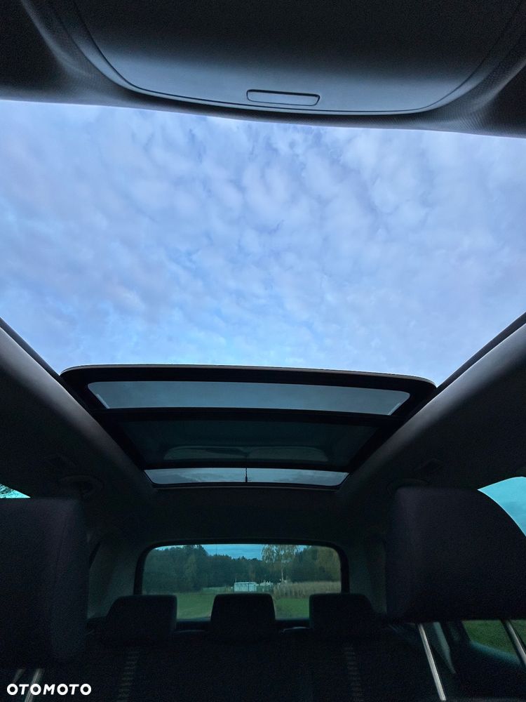 Volkswagen Tiguan - 14