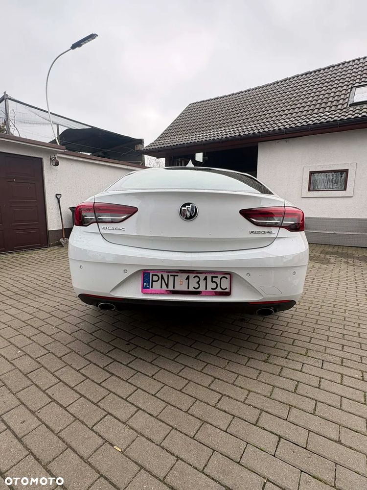 Opel Insignia - 8