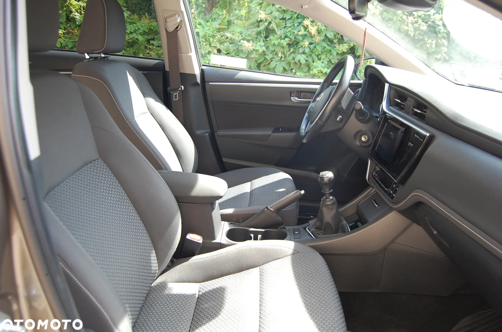 Toyota Corolla 1.6 Comfort - 15