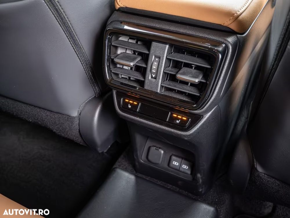 Lexus Seria NX 450h+ E-FOUR Executive Line - 12