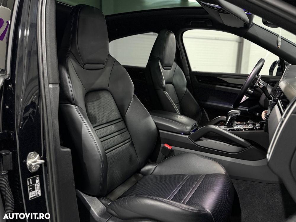 Porsche Cayenne Tiptronic S - 14