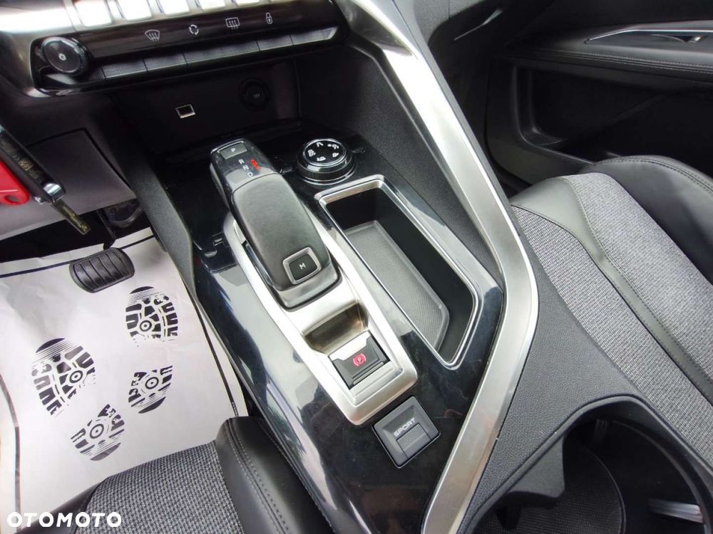 Peugeot 3008 - 12