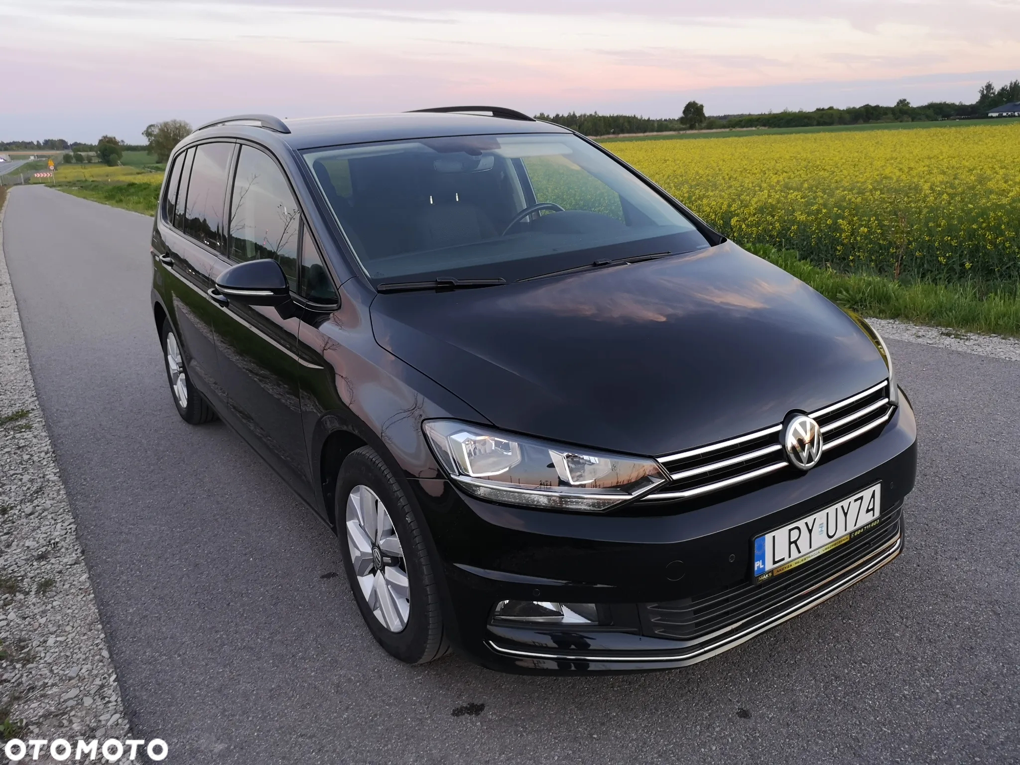 Volkswagen Touran 2.0 TDI SCR DSG Comfortline - 18