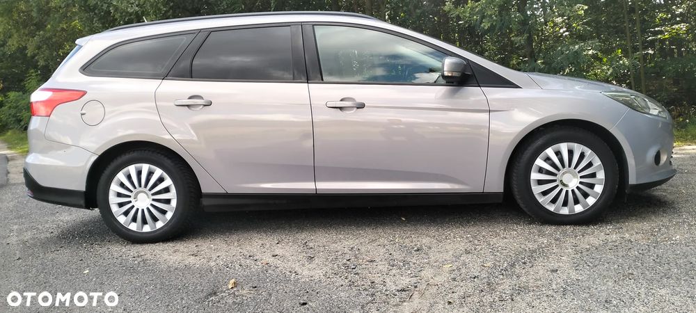 Ford Focus 1.6 EcoBoost Start-Stopp-System SYNC Edition - 28