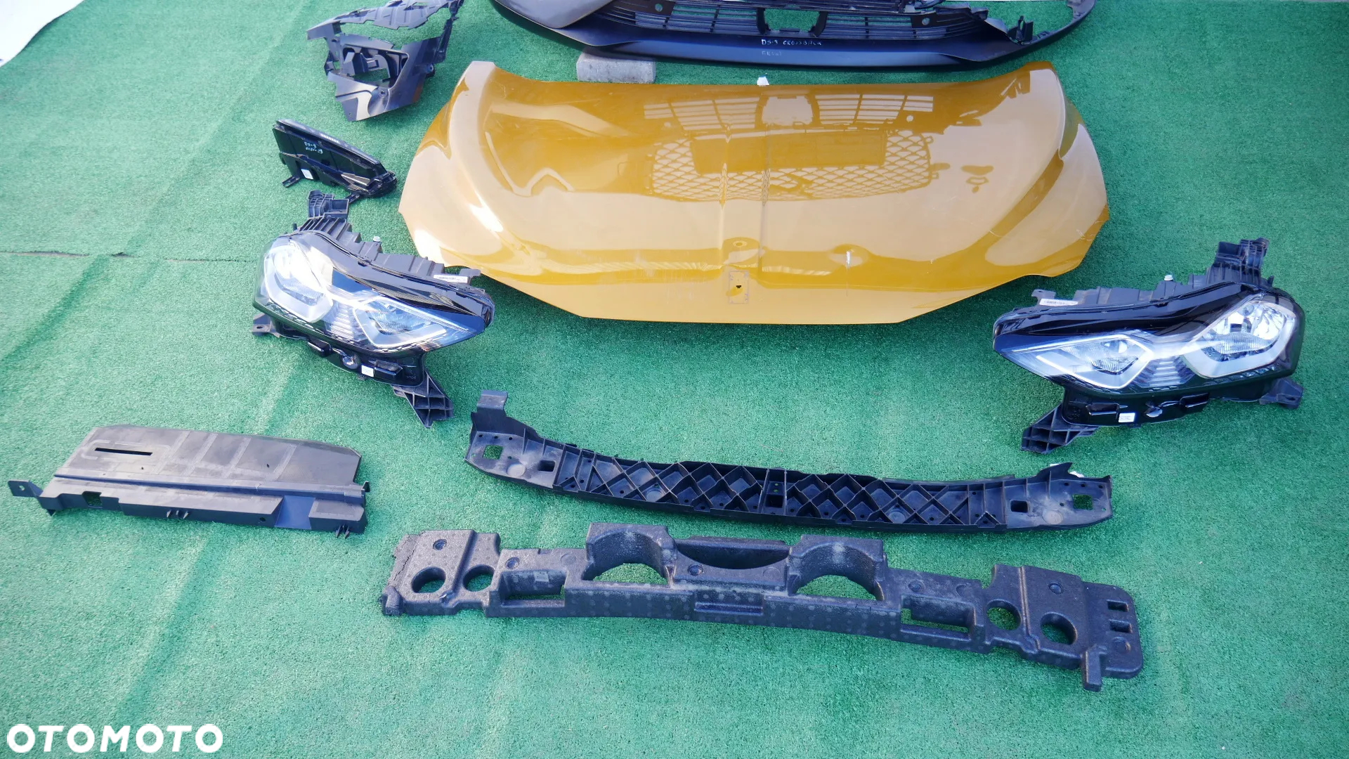 DS3 CROSSBACK MASKA ZDERZAK GRILL LAMPA LEWA PRAWA  LED DRL - 3