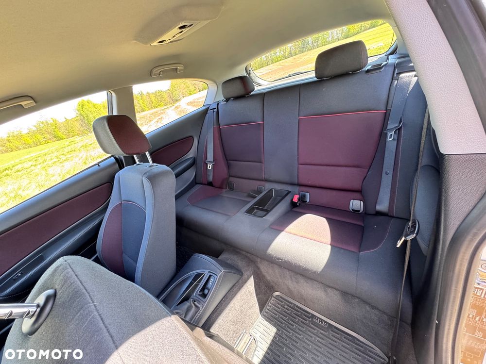 BMW Seria 1 - 10