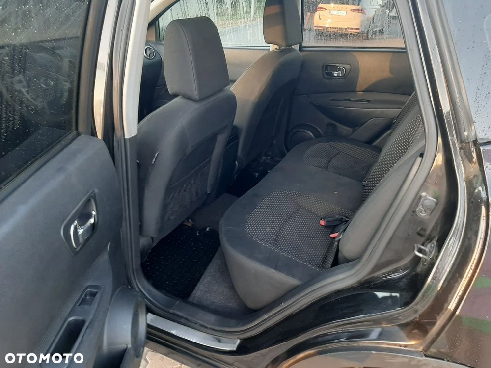 Nissan Qashqai 2.0 dCi 4 x 4 DPF acenta - 9