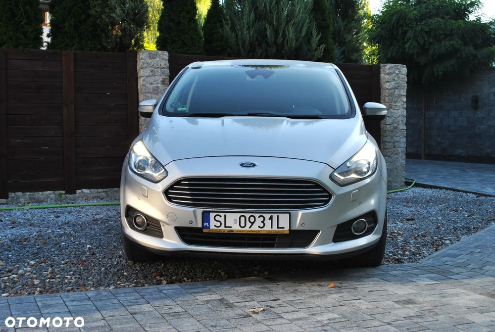 Ford S-Max 2.0 TDCi Titanium PowerShift - 9