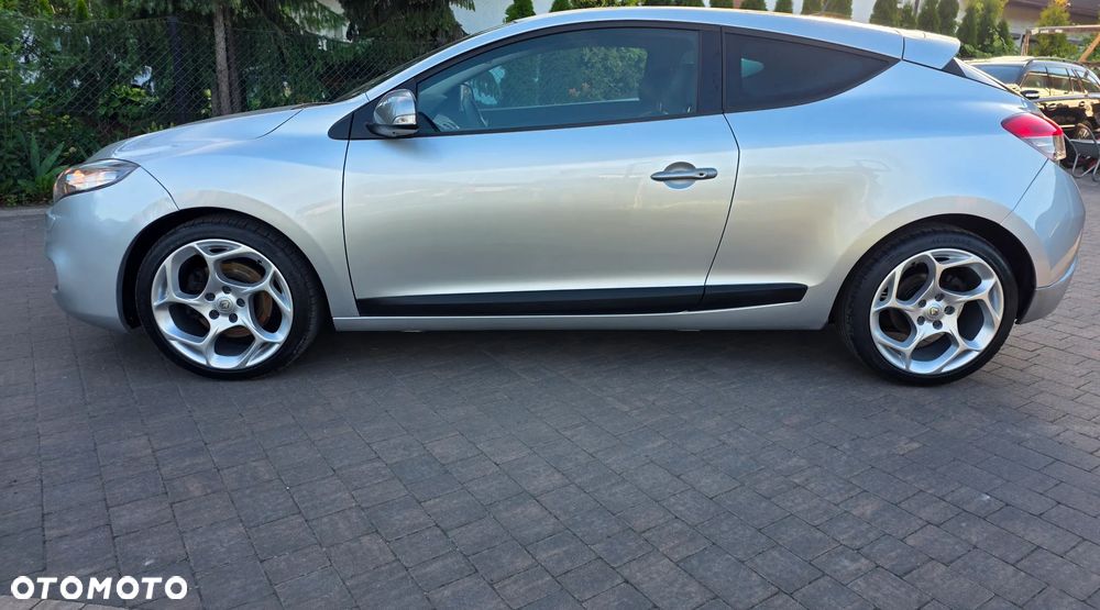 Renault Megane 2.0 dCi GT Robert Kubica - 6