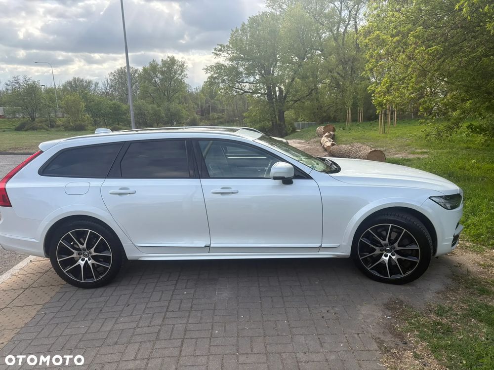 Volvo V90 Cross Country D5 AWD - 35