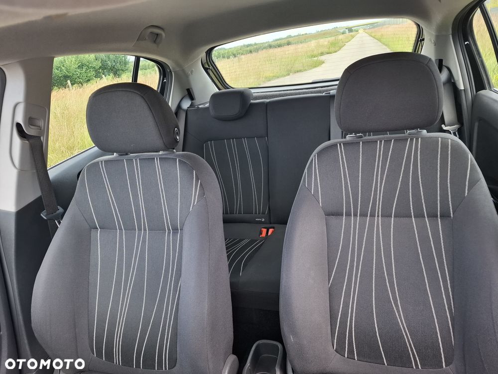 Opel Corsa 1.4 16V Color Edition - 12