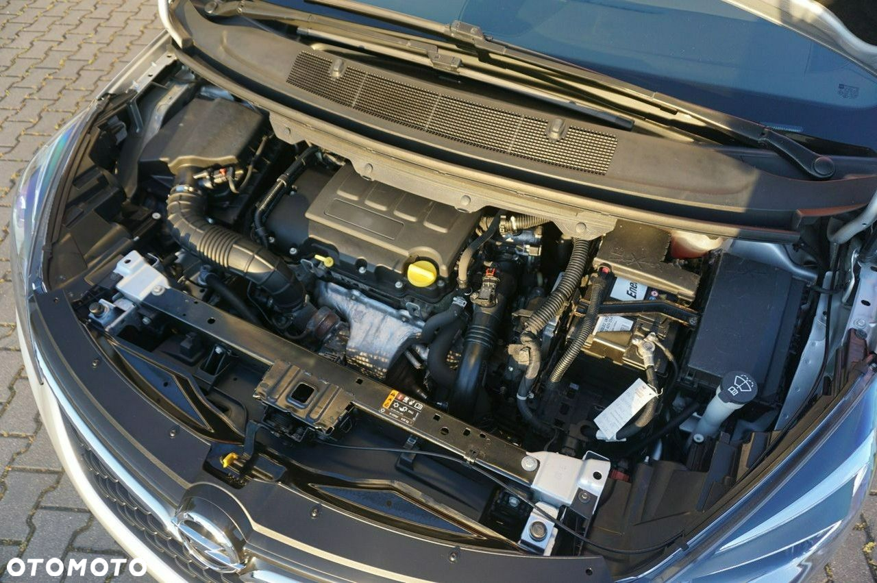 Opel Zafira Tourer 1.4 Turbo Active - 26