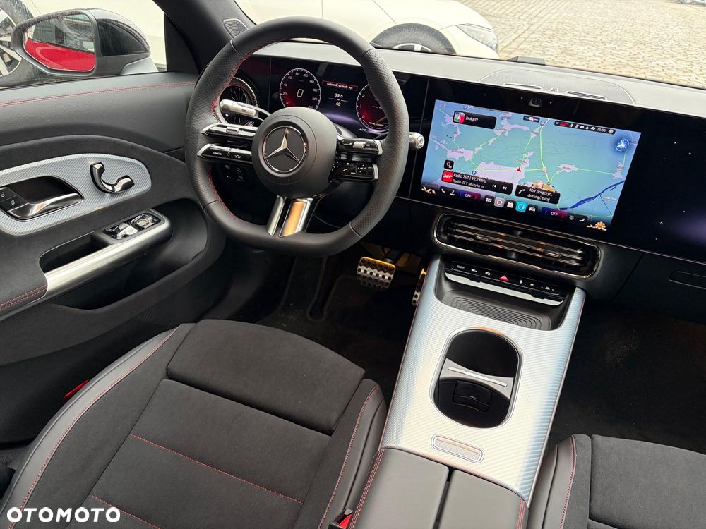 Mercedes-Benz CLA 200 mHEV 8G-DCT - 15
