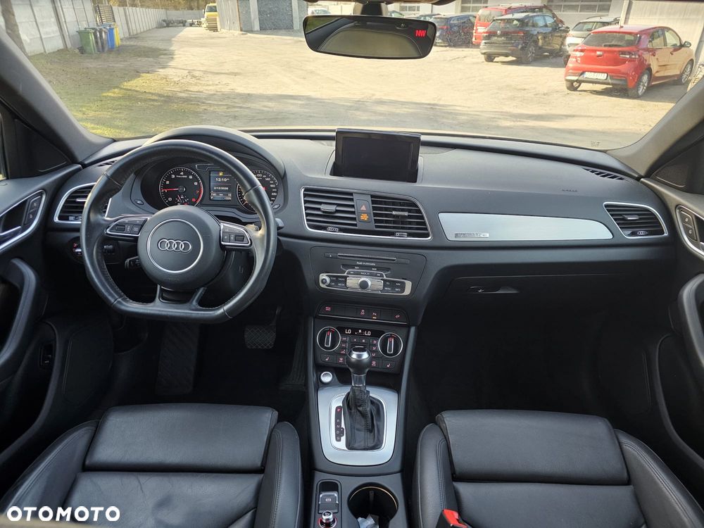 Audi Q3 2.0 TFSI Quattro S tronic design - 23