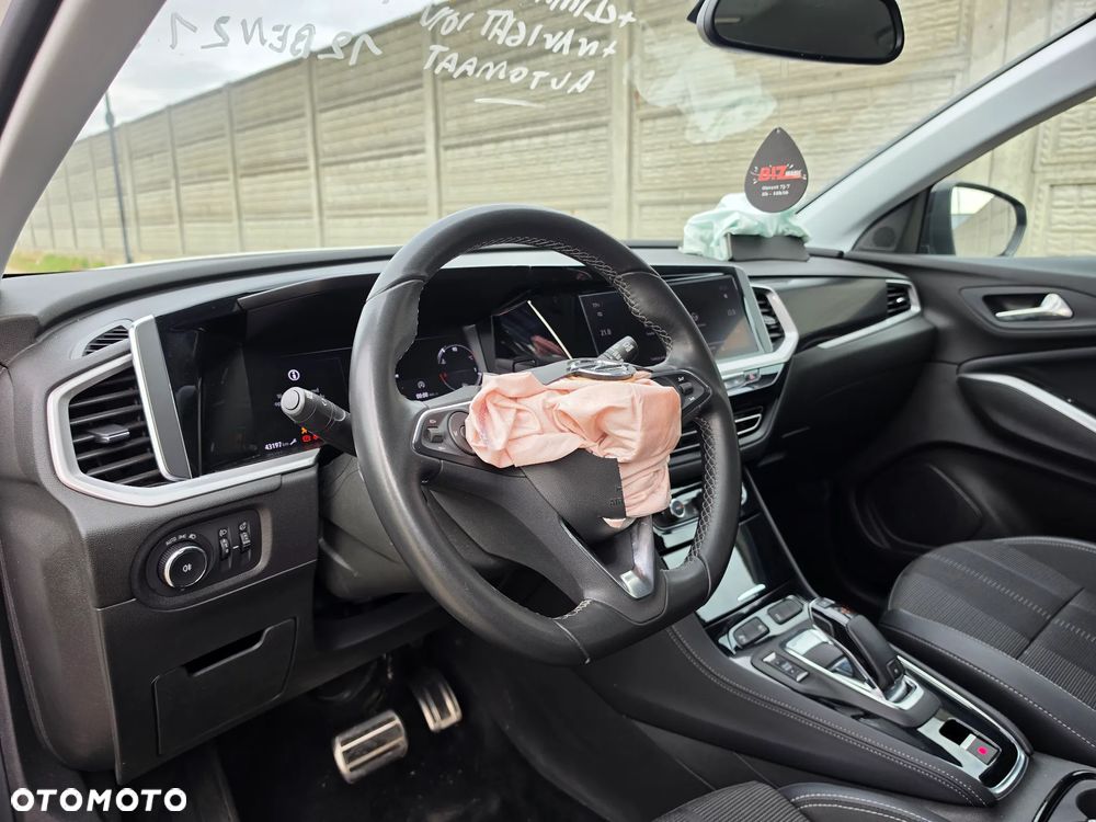 Opel Grandland 1.2 DI Automatik Elegance - 8