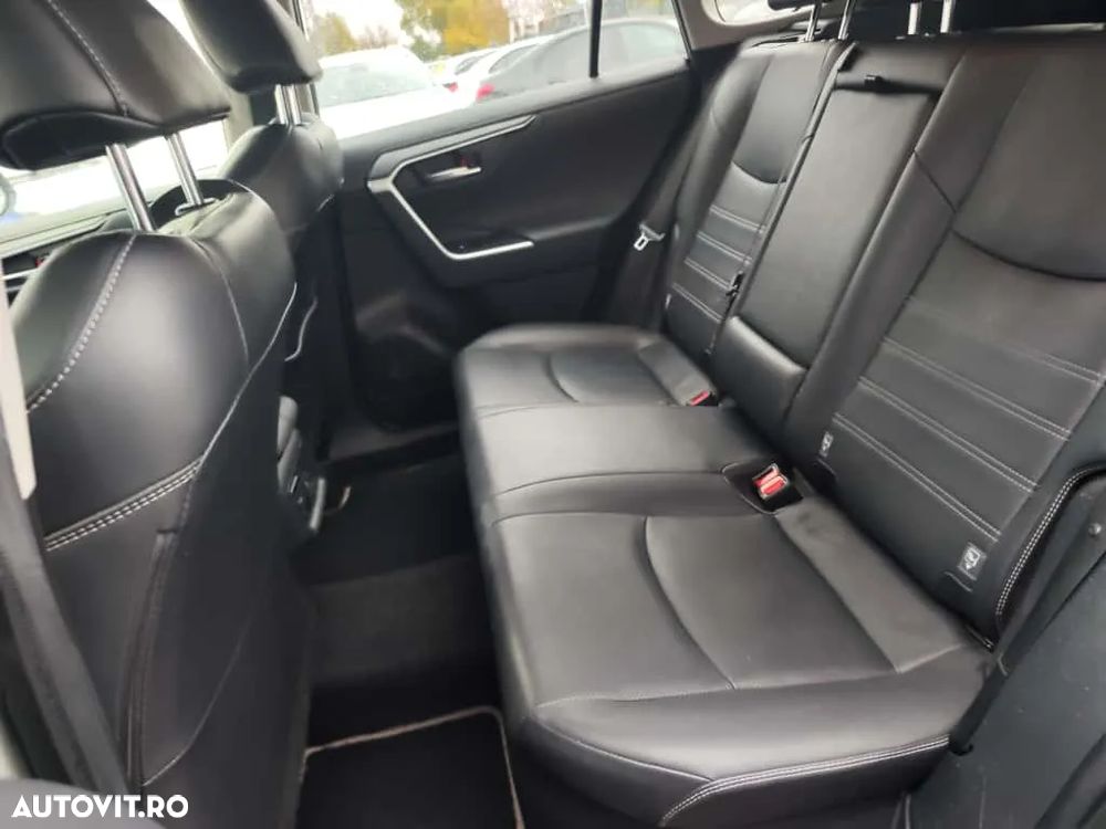 Toyota RAV4 2.5 4x4 Hybrid Lounge - 15