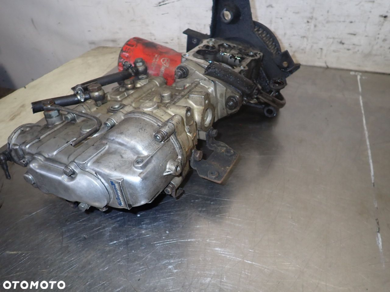 POMPA WTRYSKOWA POMPA OLEJU FS LUBLIN LUBLIN II 0554 4M3176 - 6