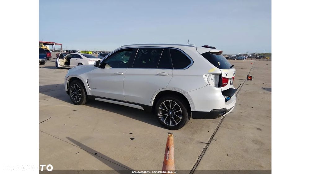 BMW X5 xDrive35i - 7
