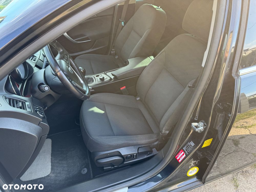 Opel Insignia 2.0 CDTI - 19