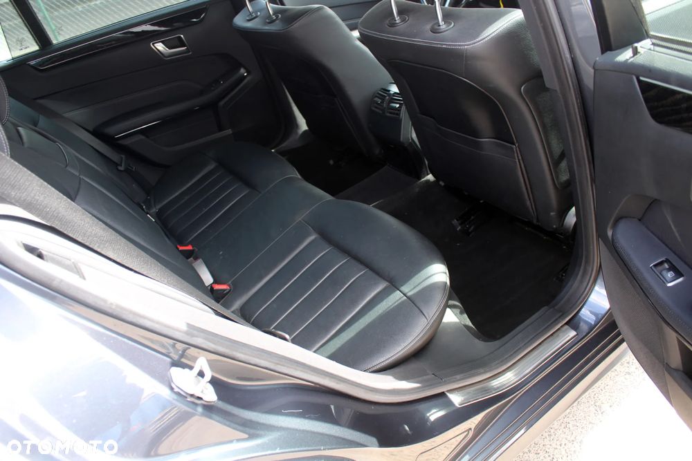 Mercedes-Benz Klasa E 250 CDI DPF BlueEFFICIENCY Automatik Avantgarde - 16