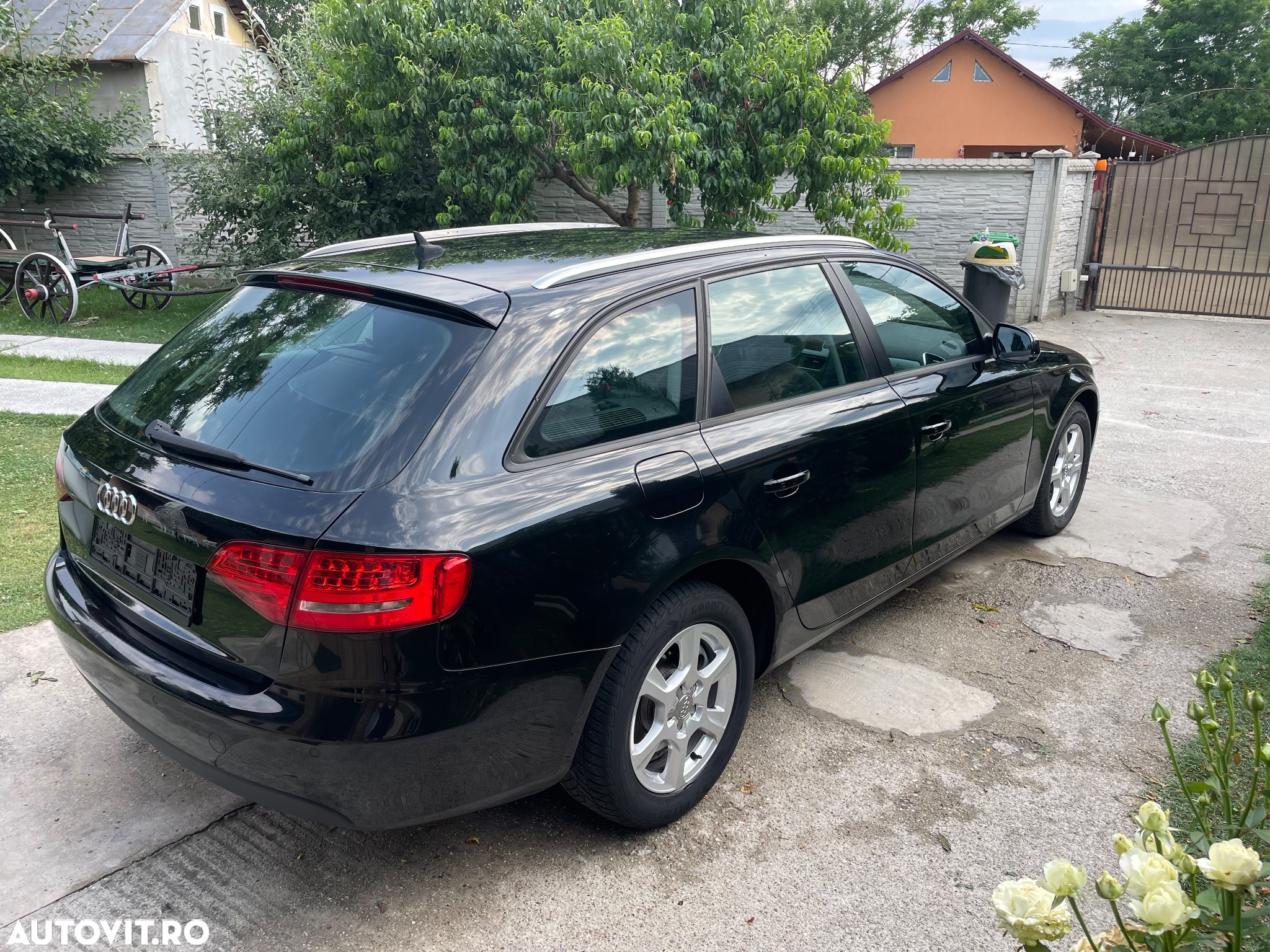 Audi A4 - 4