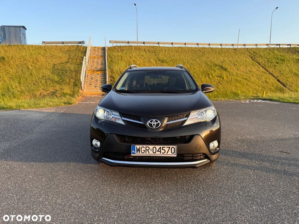 Toyota RAV4 2.0 D-4D Premium 4x2 - 1