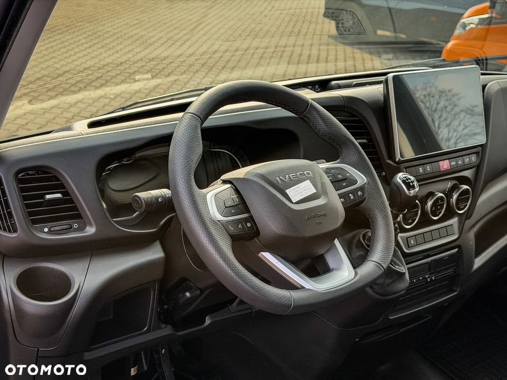 Iveco Daily 50C18HZ 3.0 Diesel 180 KM MT6 Skrzynia otwarta GSC ZABUDOWY! - 15