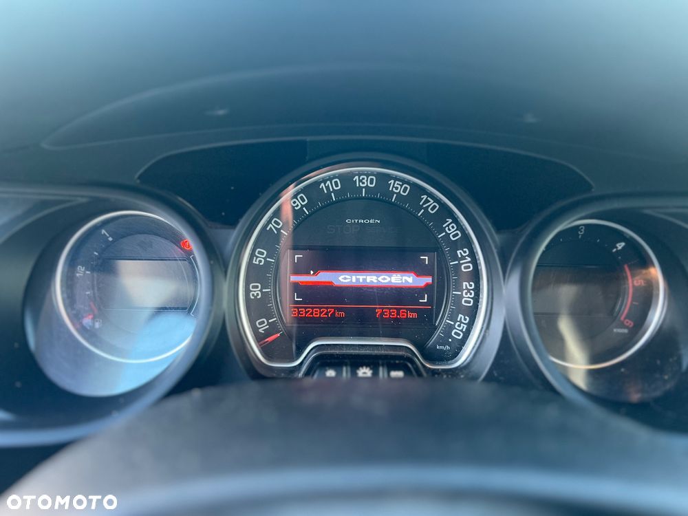 Citroën C5 2.0 HDi Exclusive - 10