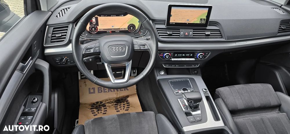 Audi Q5 2.0 40 TDI quattro S tronic Design - 8