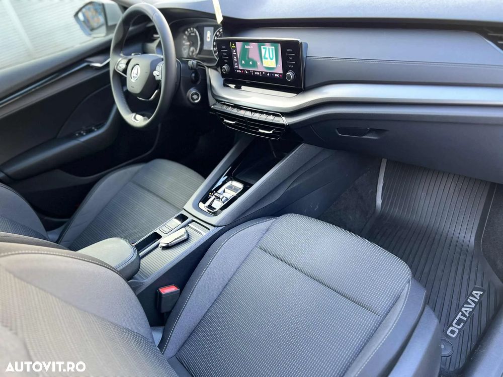 Skoda Octavia 2.0 TDI DSG Ambition - 8
