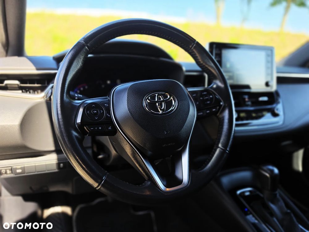 Toyota Corolla 1.8 Business Edition - 21
