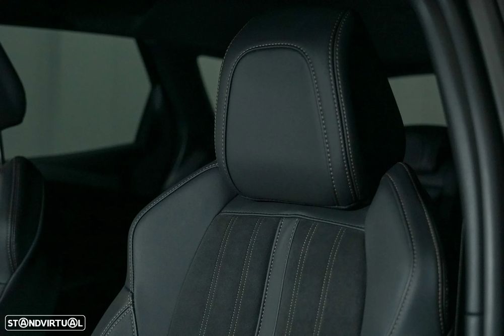 Peugeot 3008 1.6 Hybrid4 GT e-EAT8 - 19