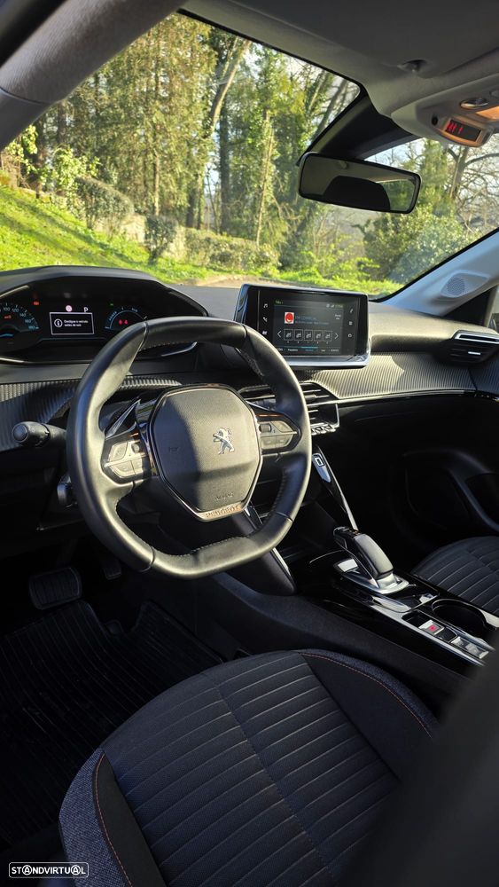 Peugeot e-208 Allure Pack - 5